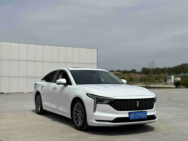 Bestune B70 — Фото автомобиля 3