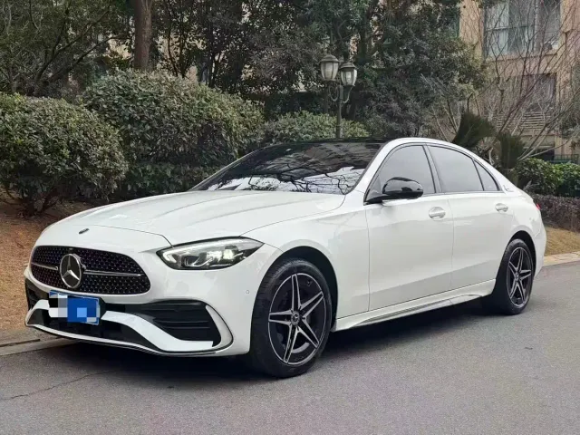 Mercedes-Benz C-Class — Фото автомобиля 2