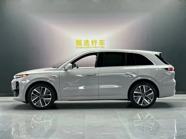 Li Auto L6 — Фото автомобиля 3