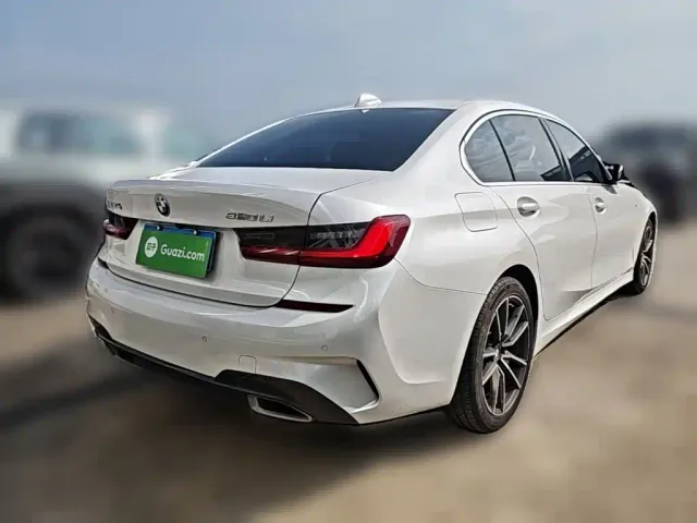 BMW 3 Series — Фото автомобиля 9