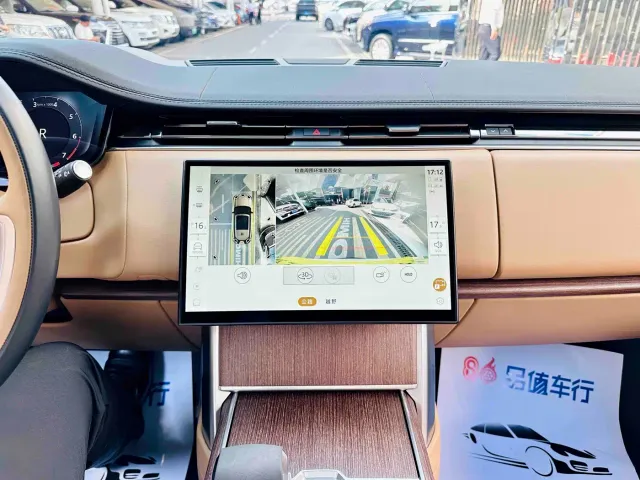 Land Rover Range Rover — Фото автомобиля 11