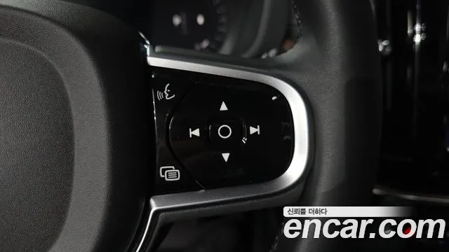 Volvo XC60 2nd Gen — Фото автомобиля 19