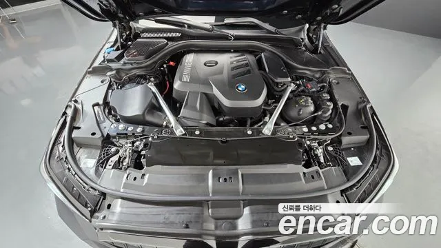 BMW 5-Series — Фото автомобиля 6