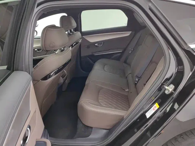 BYD Han — Фото автомобиля 15