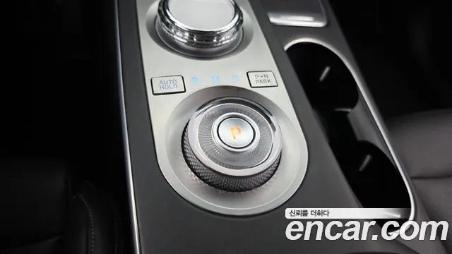 Genesis GV70 2.5T Бензин AWD — Фото автомобиля 9