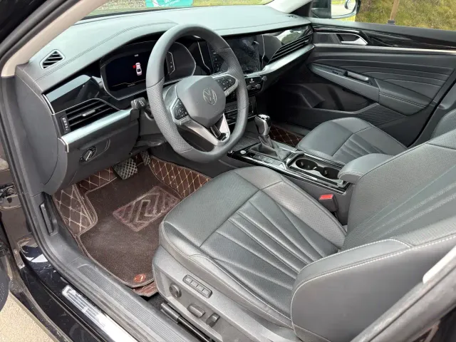 Volkswagen Passat — Фото автомобиля 8