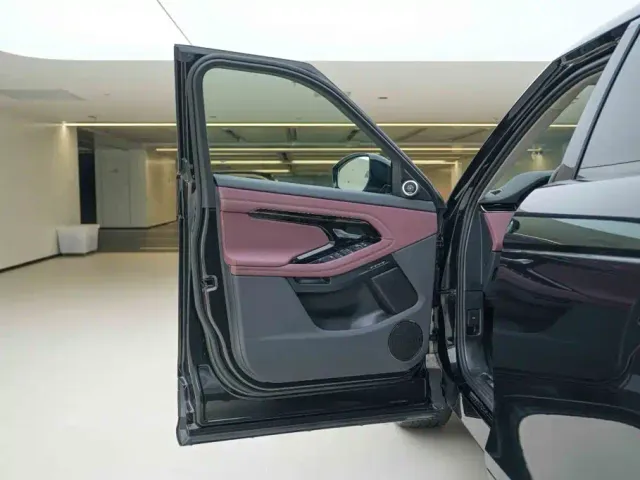 Land Rover Range Rover Evoque — Фото автомобиля 15