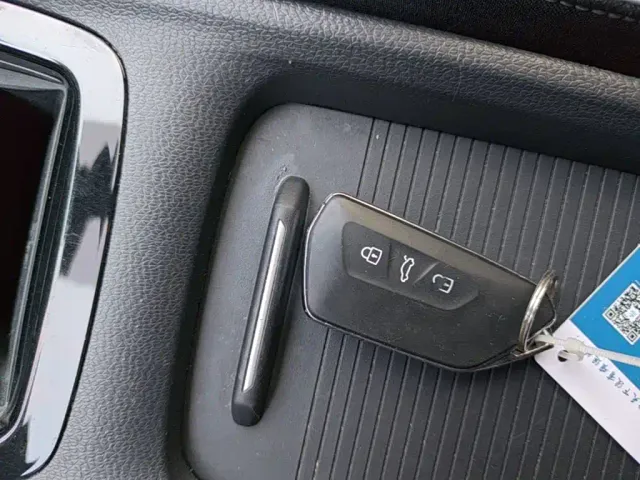 Volkswagen ID.3 — Фото автомобиля 8