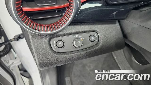 ChevroletGMDaewoo Trax Trax Кроссовер — Фото автомобиля 27