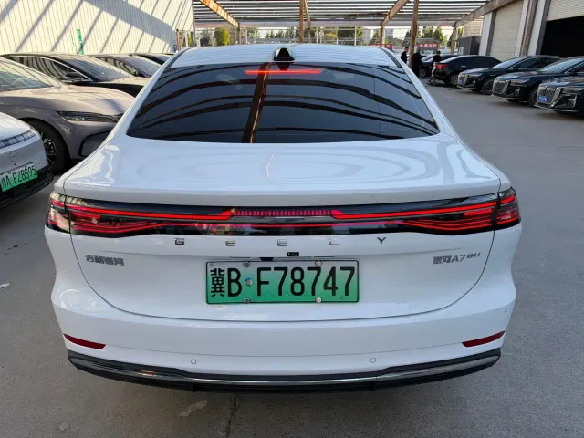 Geely Galaxy A7 — Фото автомобиля 9