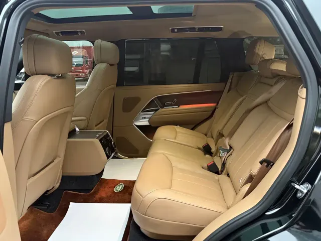 Land Rover Range Rover — Фото автомобиля 12