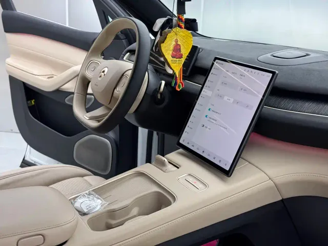 Nio EC7 — Фото автомобиля 18