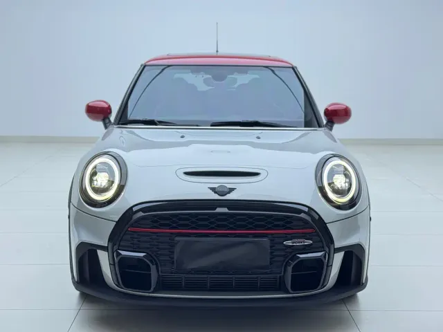 MINI John Cooper Works — Фото автомобиля 2