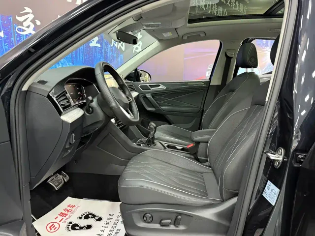Volkswagen Tiguan L — Фото автомобиля 7