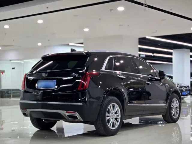 Cadillac XT5 — Фото автомобиля 3