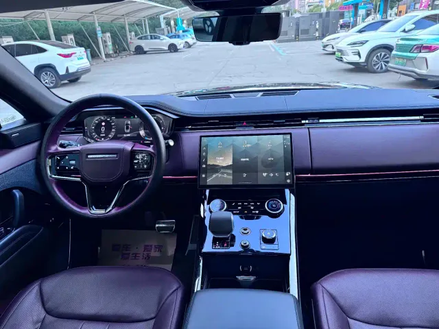 Land Rover Range Rover Sport — Фото автомобиля 9