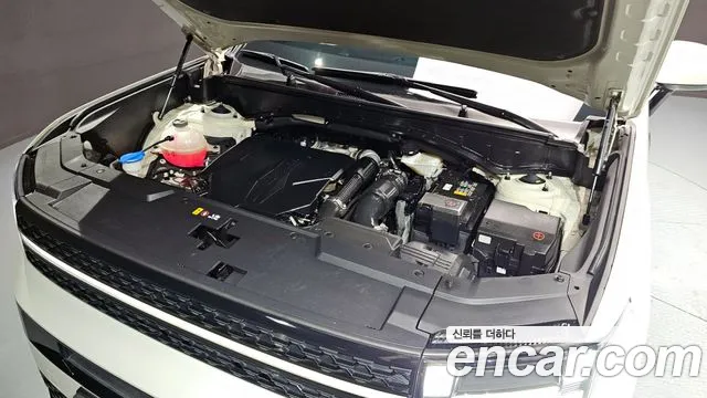 Hyundai Santafe Santa Fe (MX5) Бензин 2.5T 4WD — Фото автомобиля 17