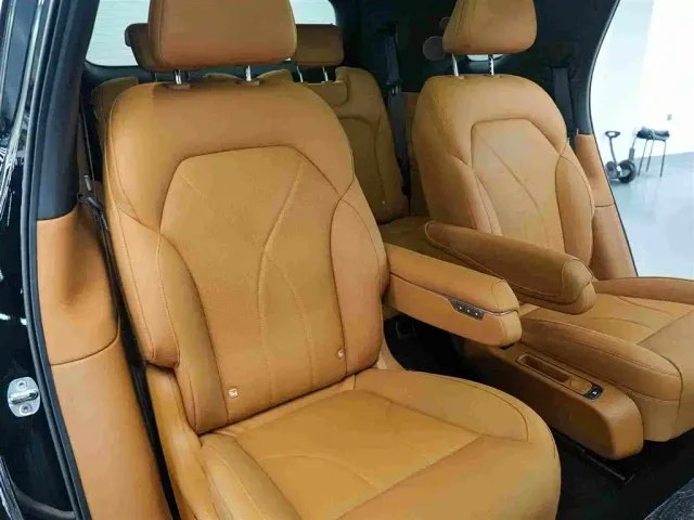 IM Motors LS8 — Фото автомобиля 14