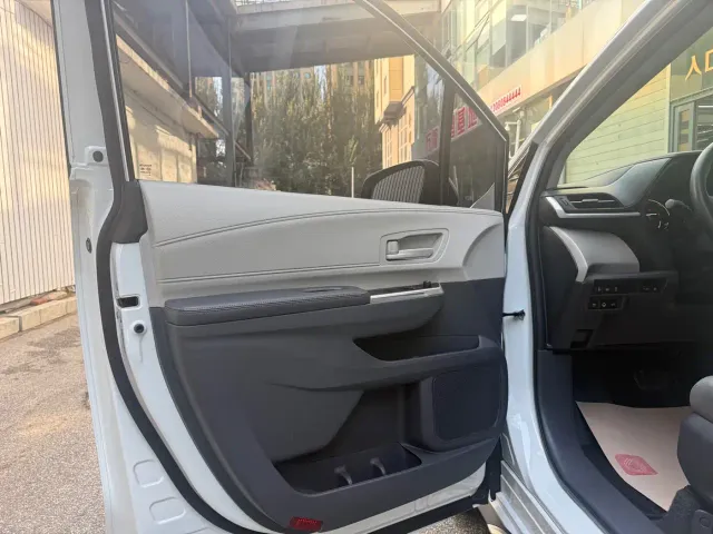 Toyota Granvia — Фото автомобиля 6