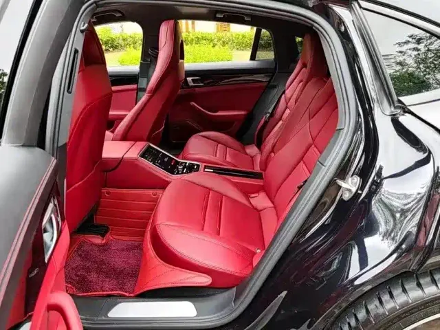 Porsche Panamera — Фото автомобиля 6