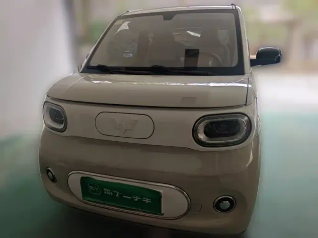 Wuling Hongguang Mini EV — Фото автомобиля 2
