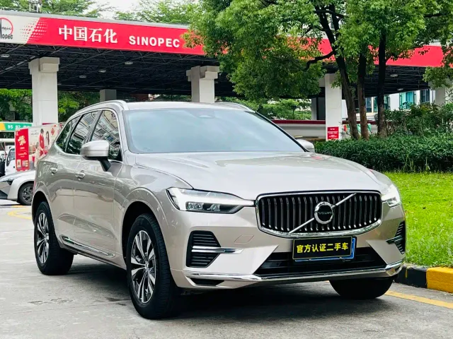 Volvo XC60 — Фото автомобиля 3