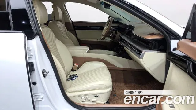 Hyundai Grandeur GN7 — Фото автомобиля 16