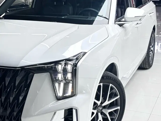 GAC Trumpchi GS8 — Фото автомобиля 2
