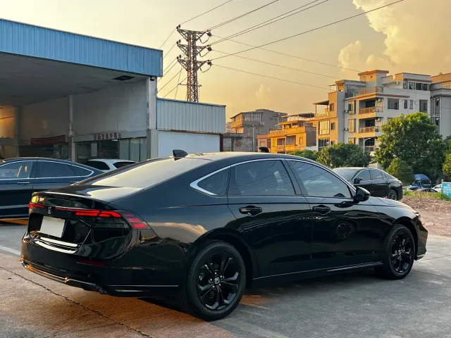 Honda Accord — Фото автомобиля 7