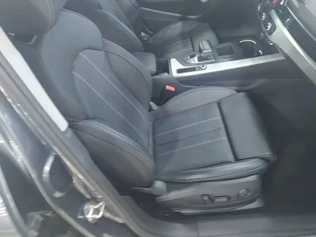 Audi A4L — Фото автомобиля 24