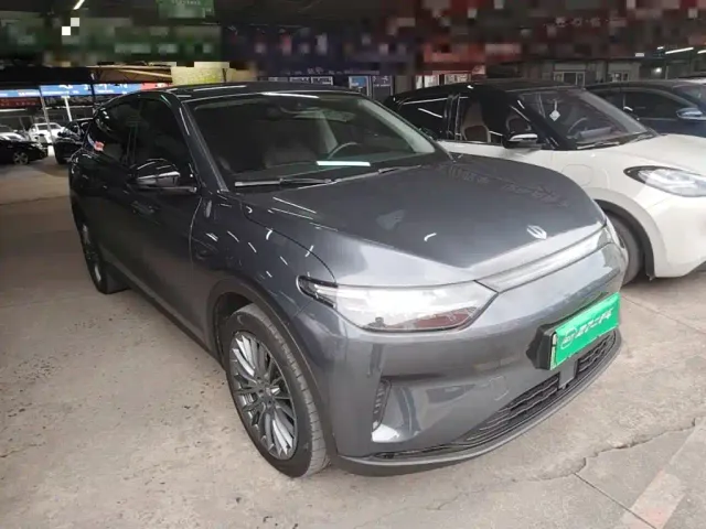 Leapmotor C11 — Фото автомобиля 3