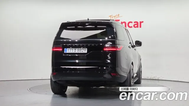 Land Rover Discovery — Фото автомобиля 4