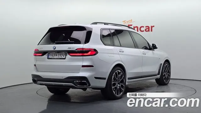 BMW X7 — Фото автомобиля 2