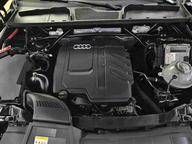 Audi Q5L — Фото автомобиля 12