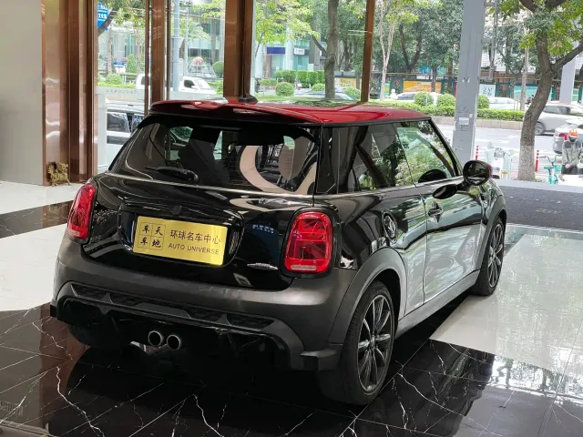 MINI Hatch — Фото автомобиля 17