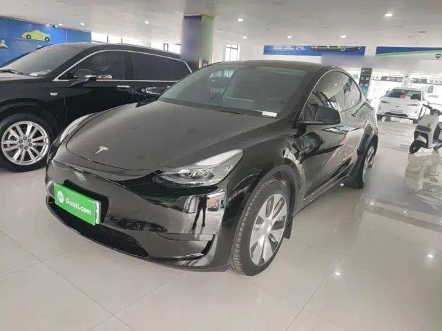 Фотография автомобиля — Tesla Model Y