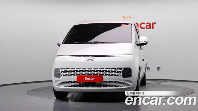 Hyundai Staria — Фото автомобиля 3