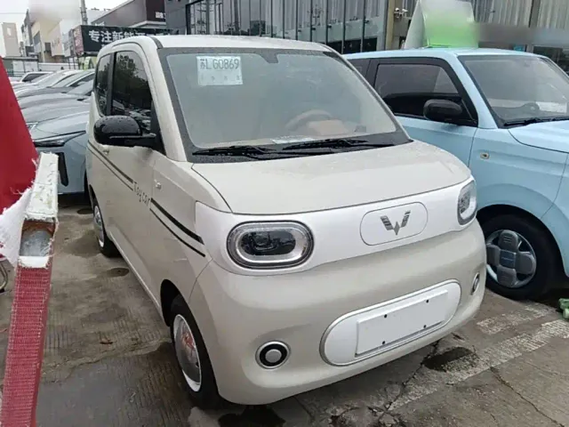 Wuling Hongguang Mini EV — Фото автомобиля 3