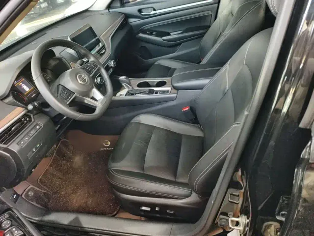 Nissan Teana — Фото автомобиля 16