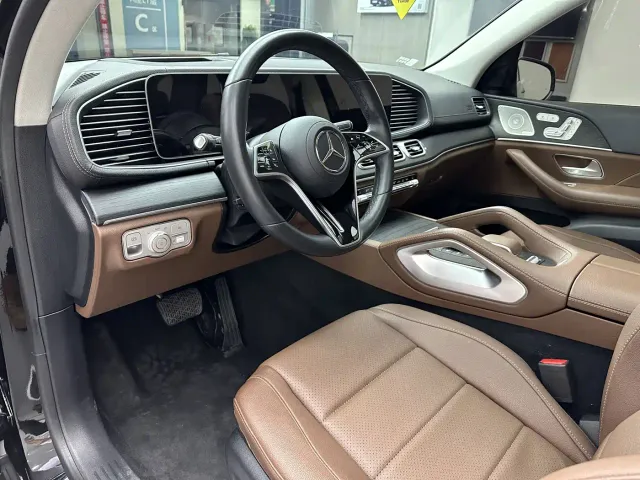 Mercedes-Benz GLE-Class — Фото автомобиля 12