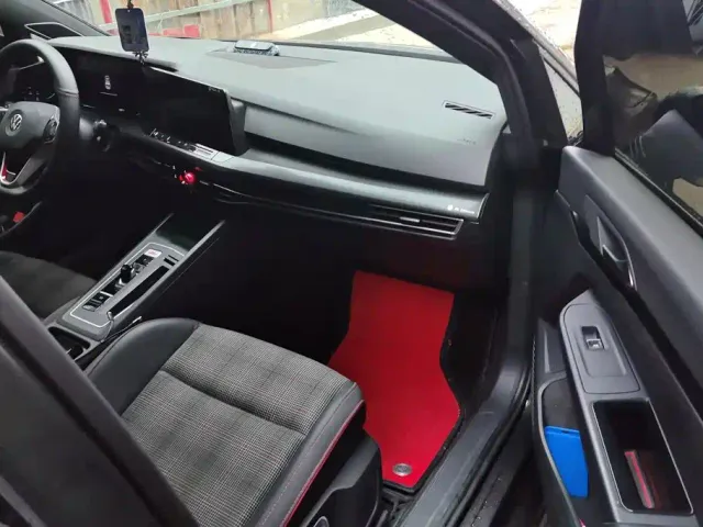 Volkswagen Golf GTI — Фото автомобиля 8