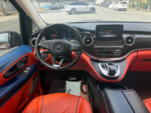 Mercedes-Benz Vito — Фото автомобиля 14