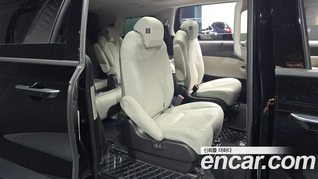 Kia Carnival 4th Gen — Фото автомобиля 17