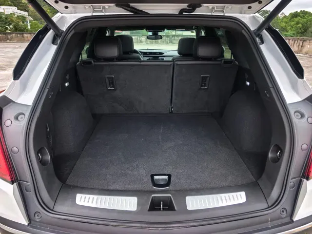 Cadillac XT5 — Фото автомобиля 9