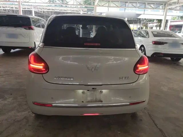 Wuling Bingo — Фото автомобиля 5