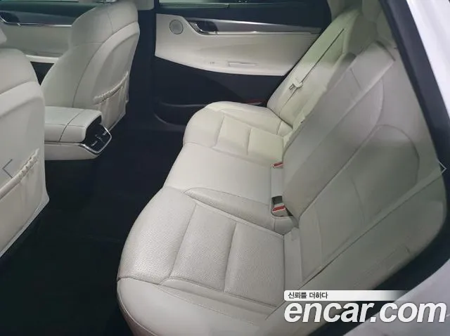 Hyundai Grandeur New — Фото автомобиля 7