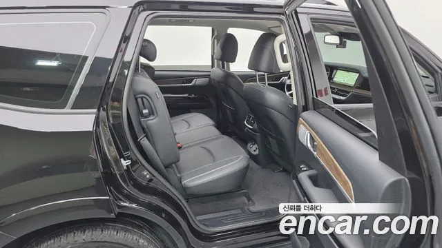 Kia Mohave Mohave The Master Дизель 3.0 4WD 5 мест — Фото автомобиля 11