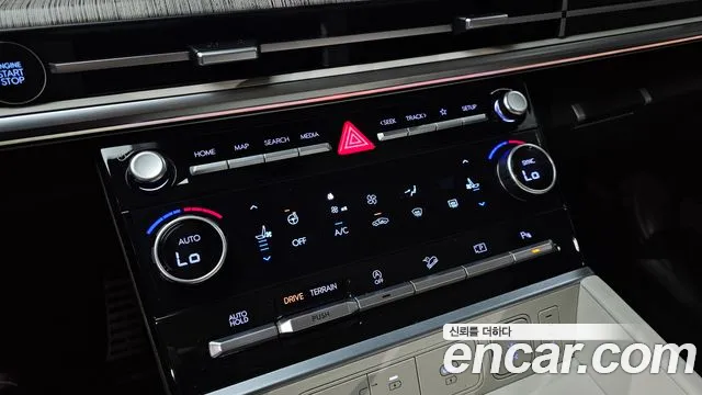 Hyundai Santafe Santa Fe (MX5) Бензин 2.5T 4WD — Фото автомобиля 24