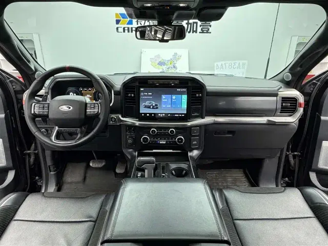 Ford F-150 Raptor — Фото автомобиля 11