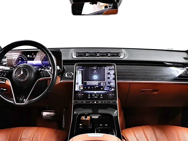 Mercedes-Benz S-Class — Фото автомобиля 19